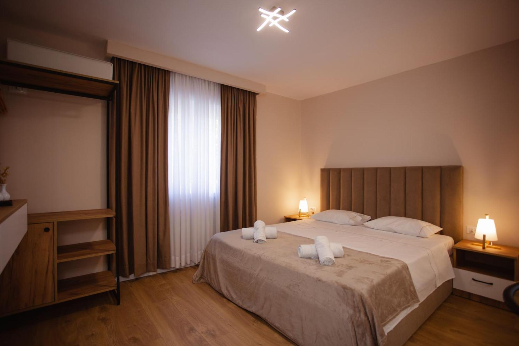 City Center Studio Apartments Shkodër Eksteriør billede