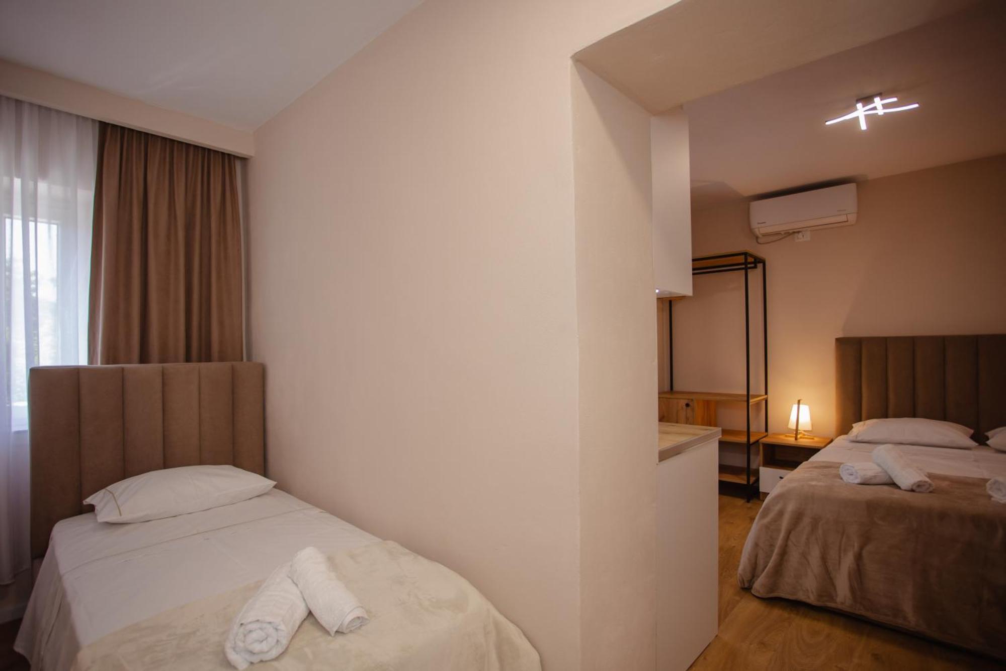 City Center Studio Apartments Shkodër Eksteriør billede