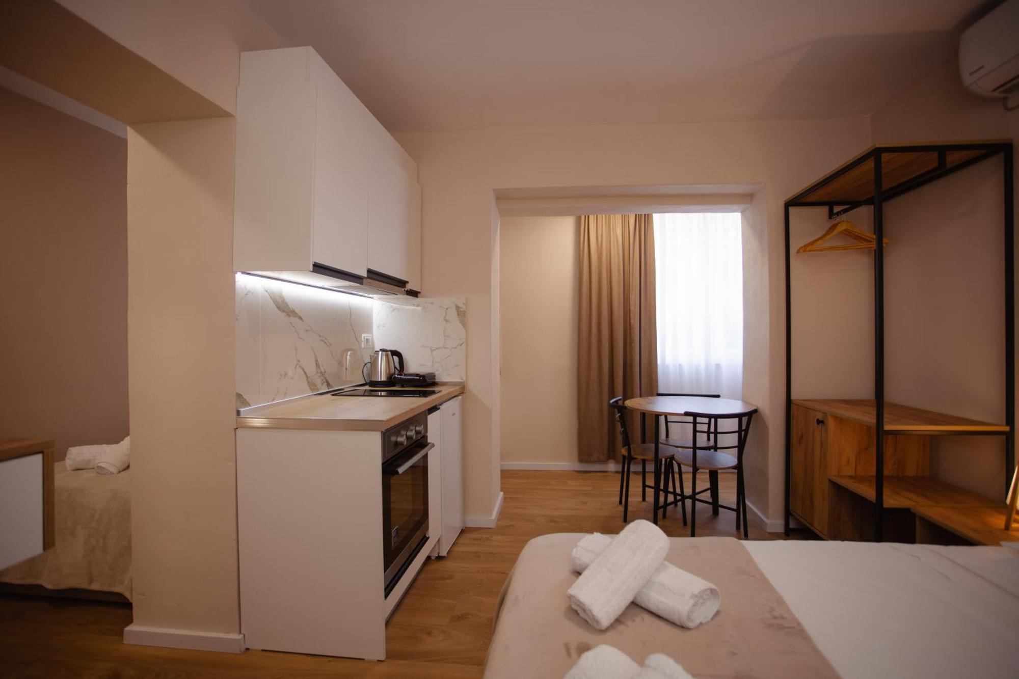 City Center Studio Apartments Shkodër Eksteriør billede