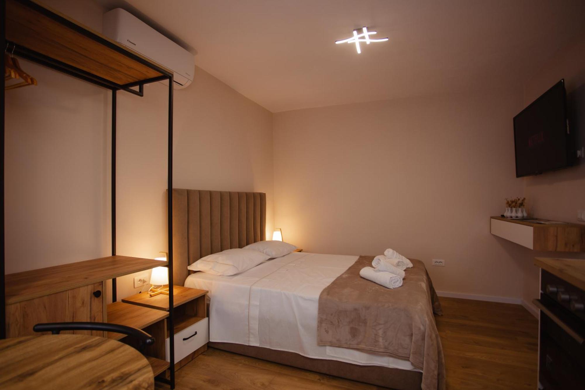 City Center Studio Apartments Shkodër Eksteriør billede