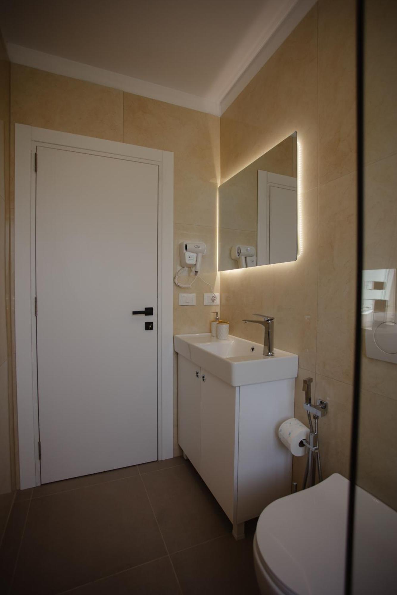 City Center Studio Apartments Shkodër Eksteriør billede