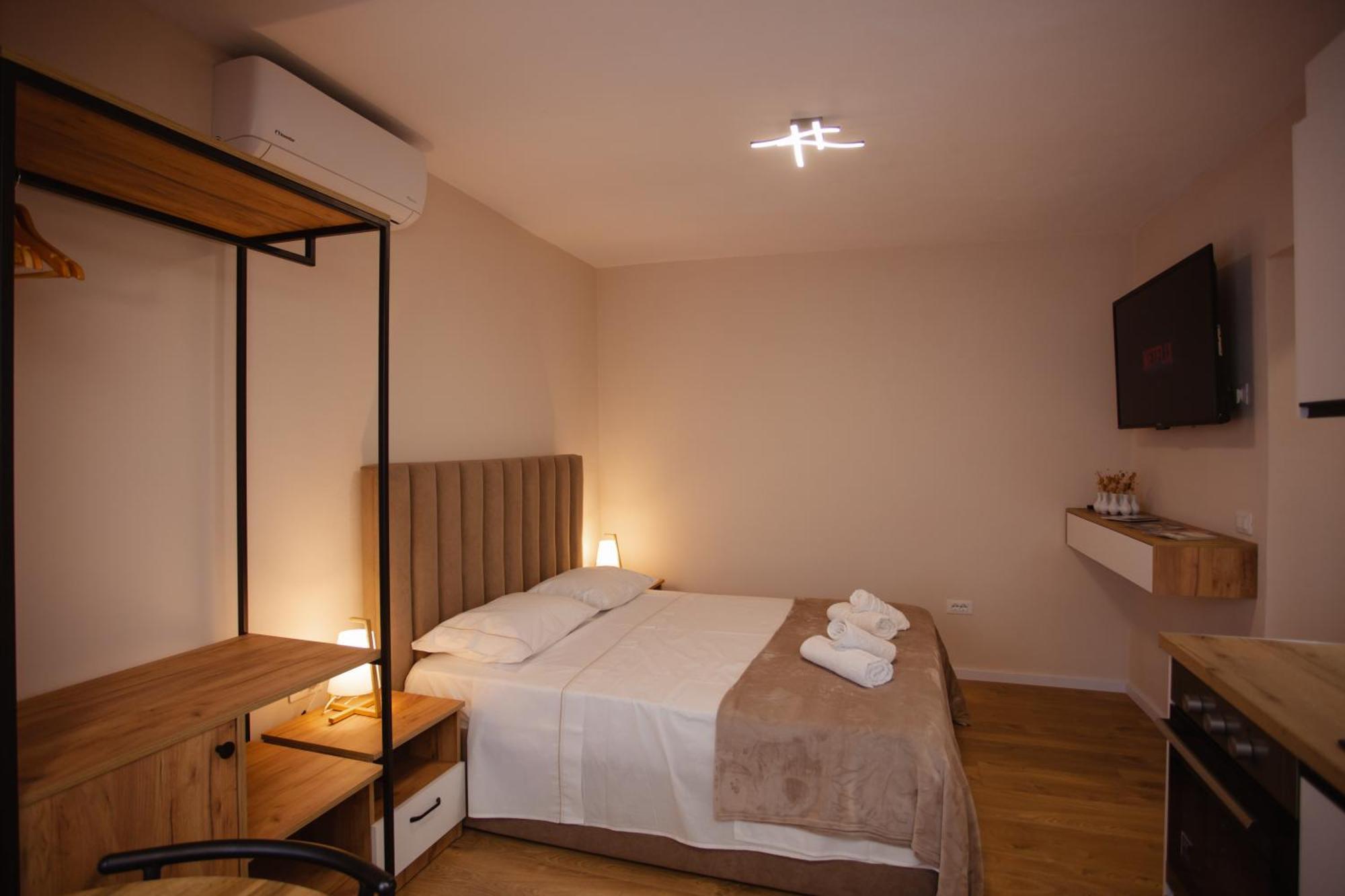 City Center Studio Apartments Shkodër Eksteriør billede